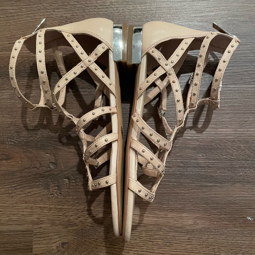 New Vince Camuto ankle tan sandals - Picture 4 of 6